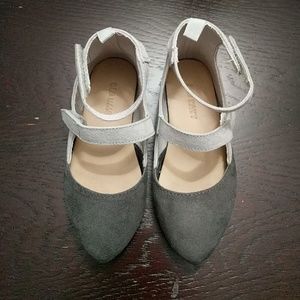 Girl's Dress Shoes